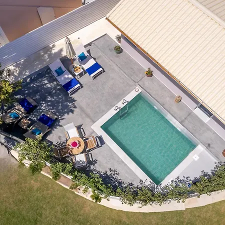 Soso'S Garden House With Pool Villa Planos  Exterior photo