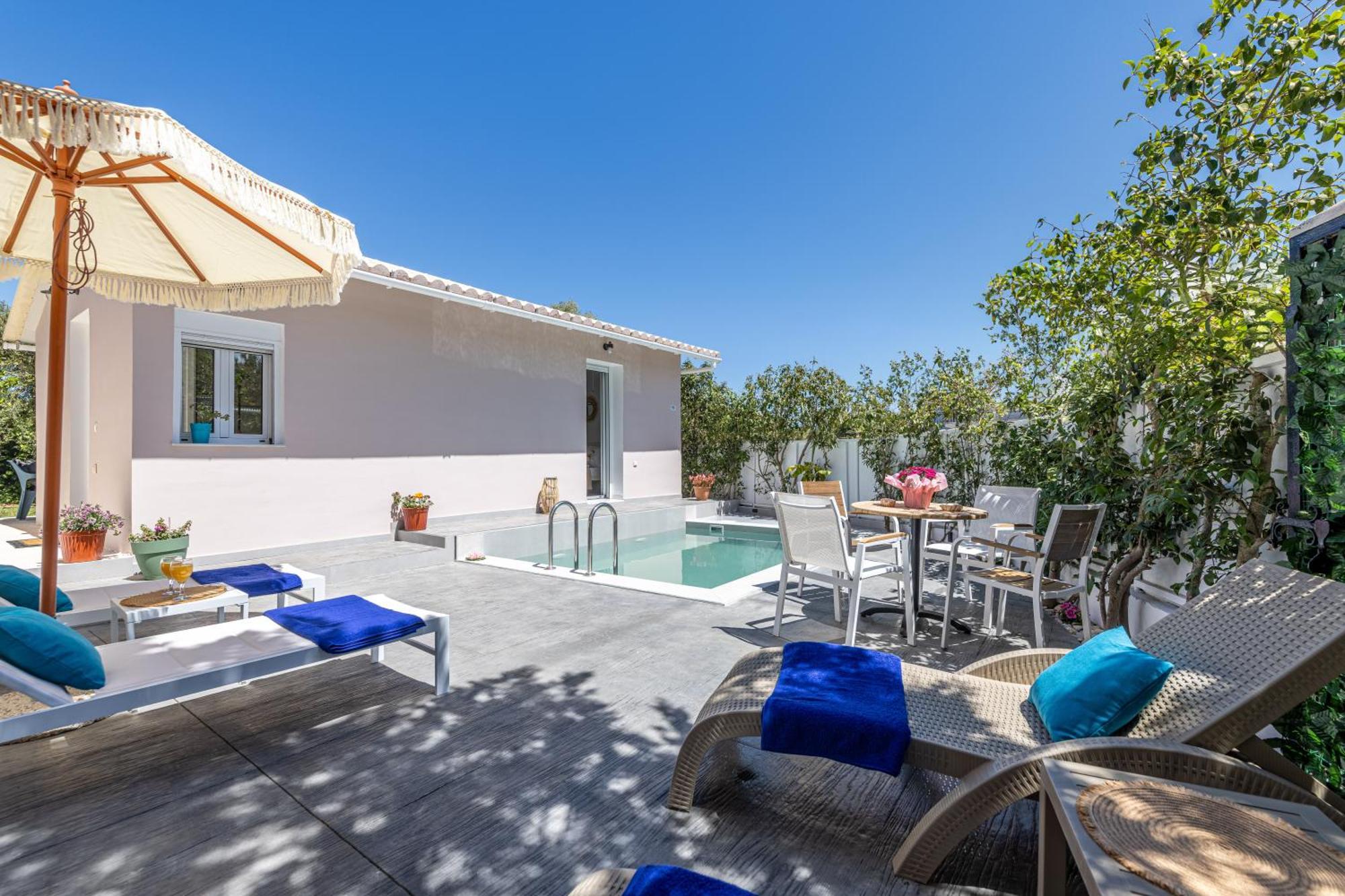 Holiday home Soso's Garden House With Pool
